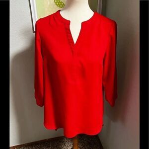 EUC Sugar Lips Red Hi/Low V-neck, 3/4 Sleeve Top #196